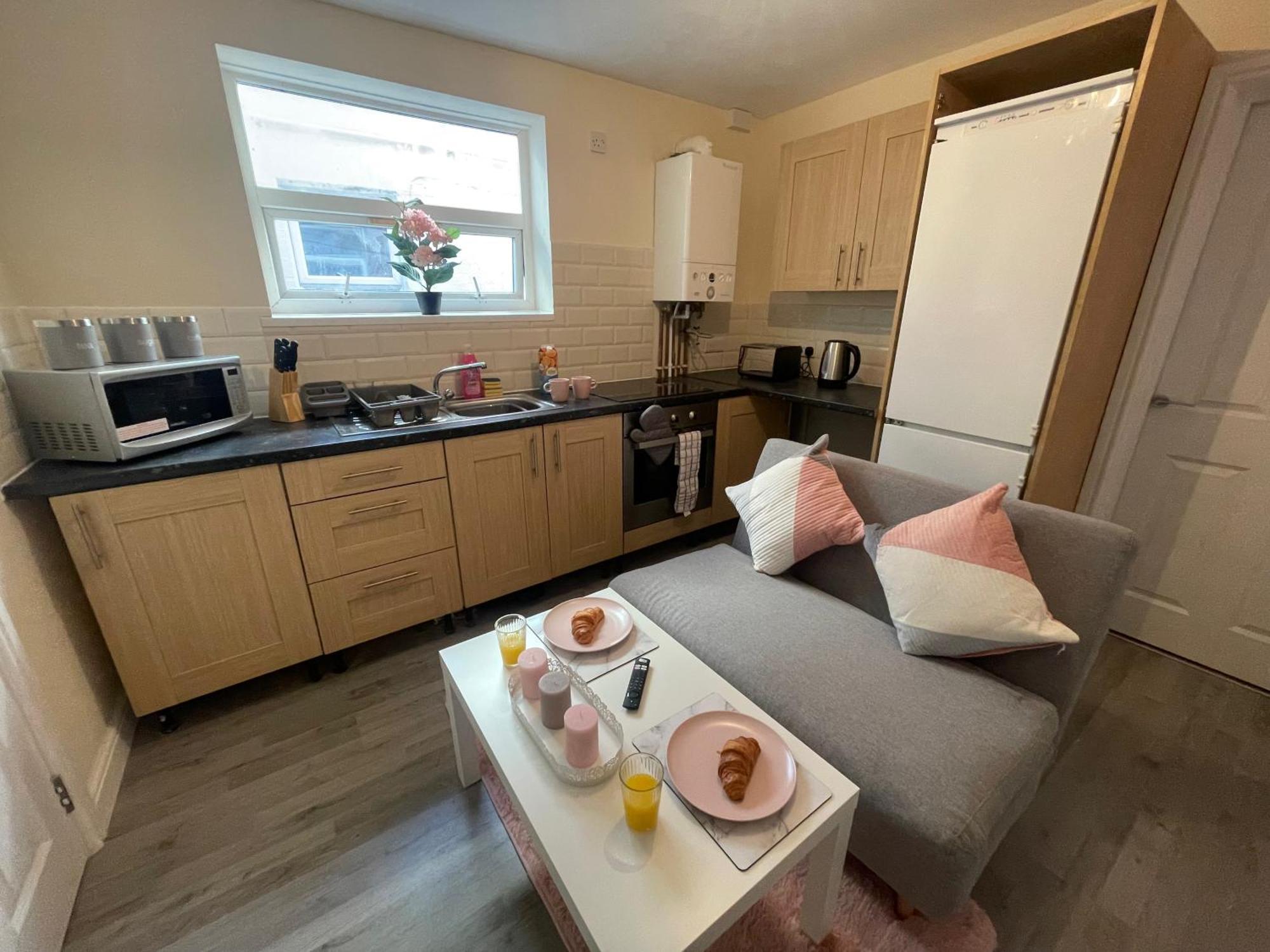 The Oxford Avenue Apartment เซาธ์แธมป์ตัน ภายนอก รูปภาพ
